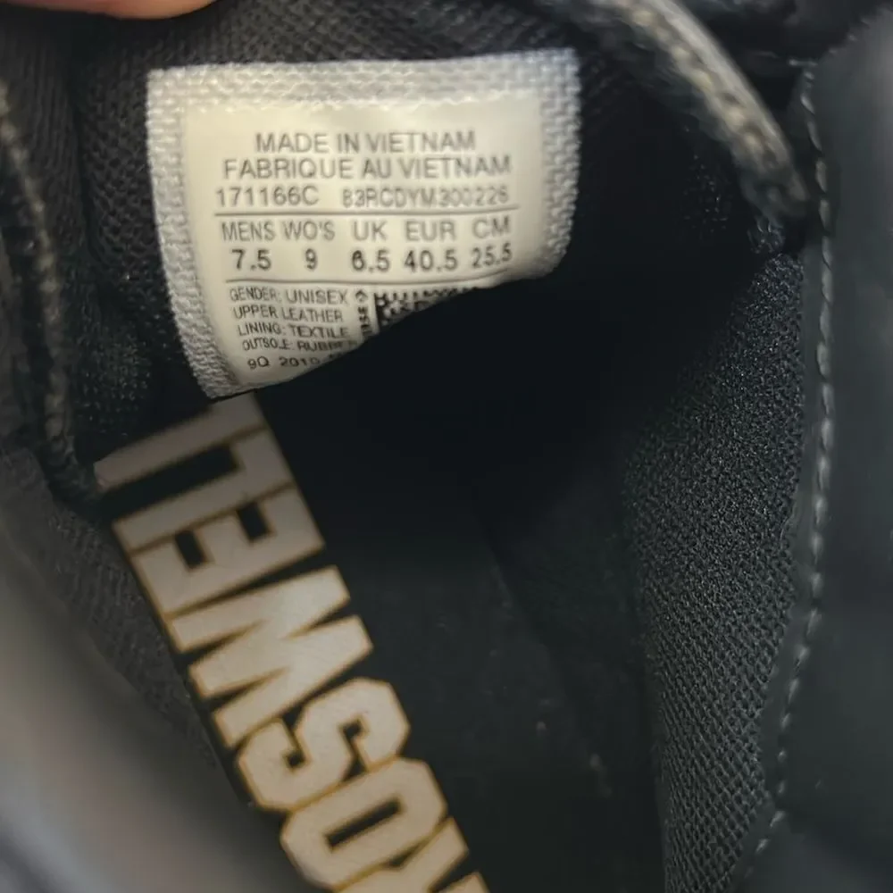 Converse roswell rayguns