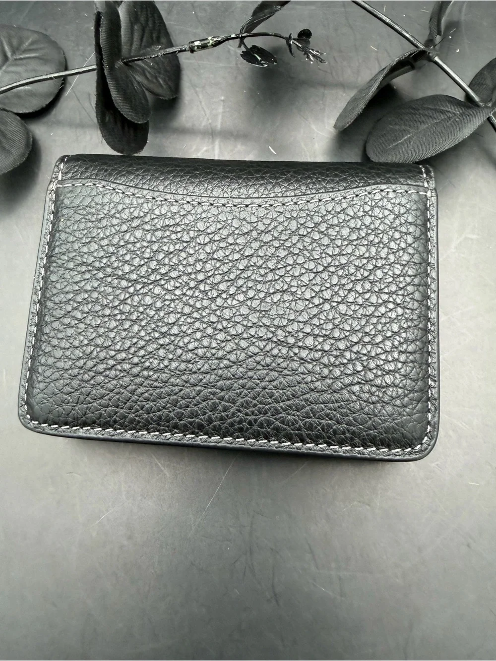 Coach compact chain