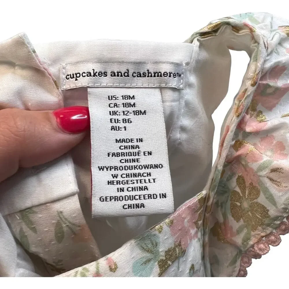 cupcakes & cashmere sleeve green