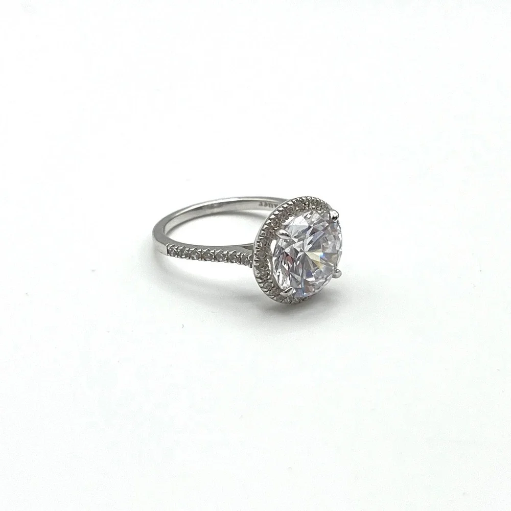 Stauer Sterling Silver 925 Round Cut Halo Pavé‎ Accent Ring Size 5.75