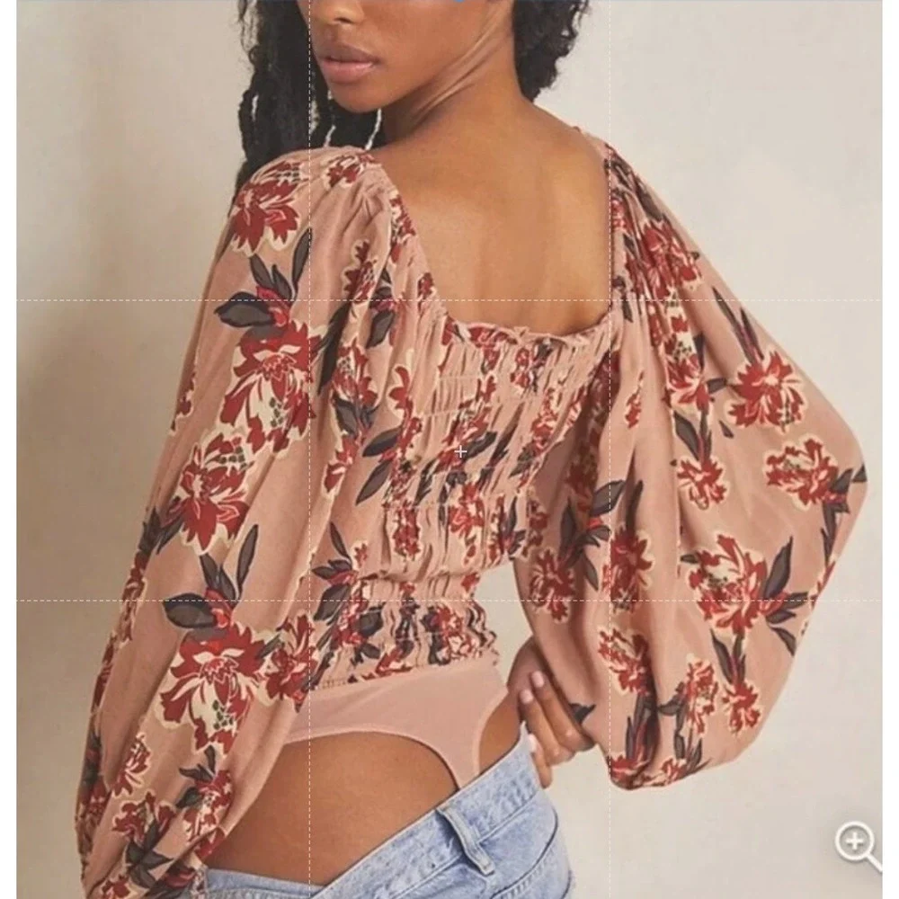 Free‎ People Sz M Wild Daze Floral Bodysuit Square Neck Bishop Sleeve Smocked