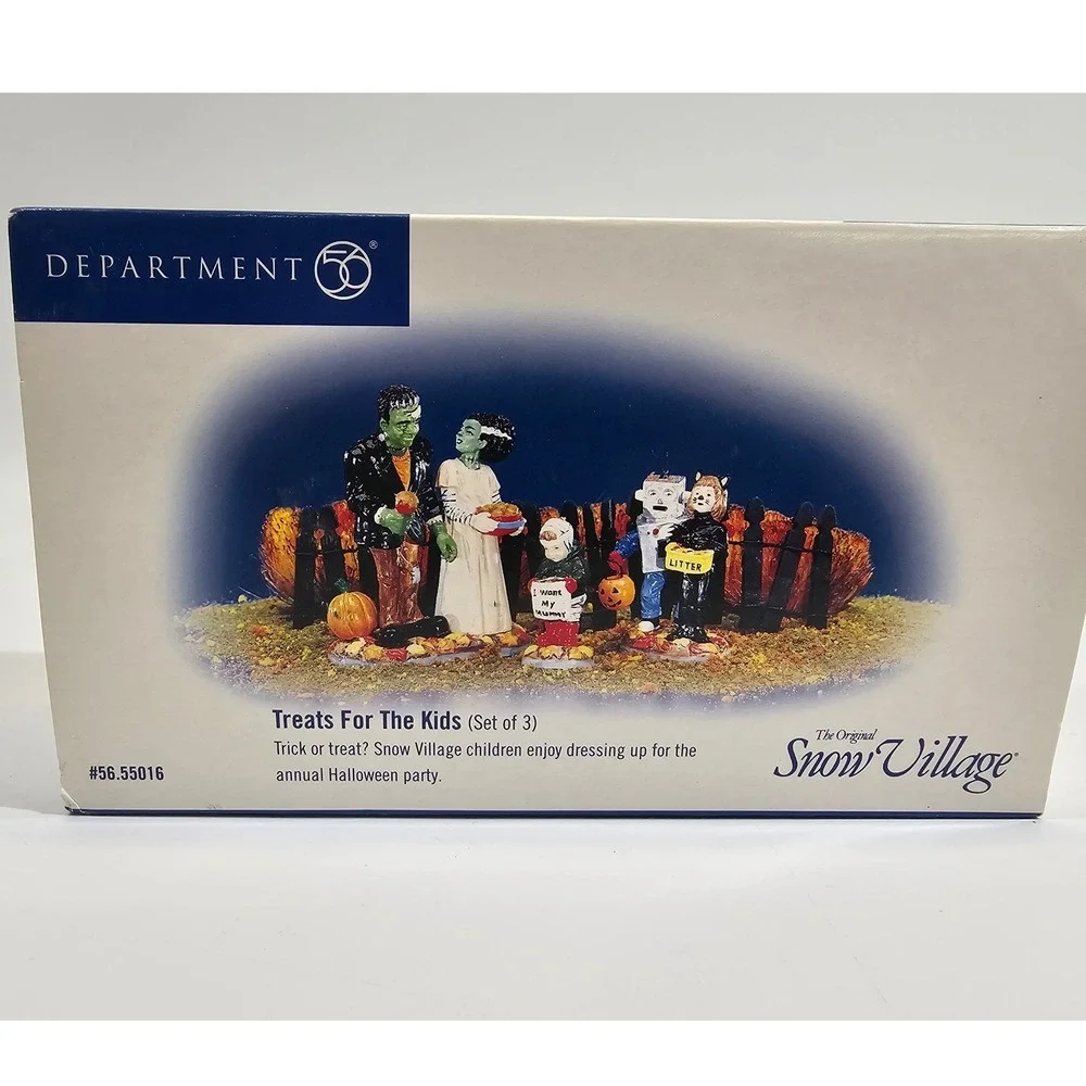 Dept 56 Snow Village Halloween Treats For The Kids Set of 3 Figurine 56.55016