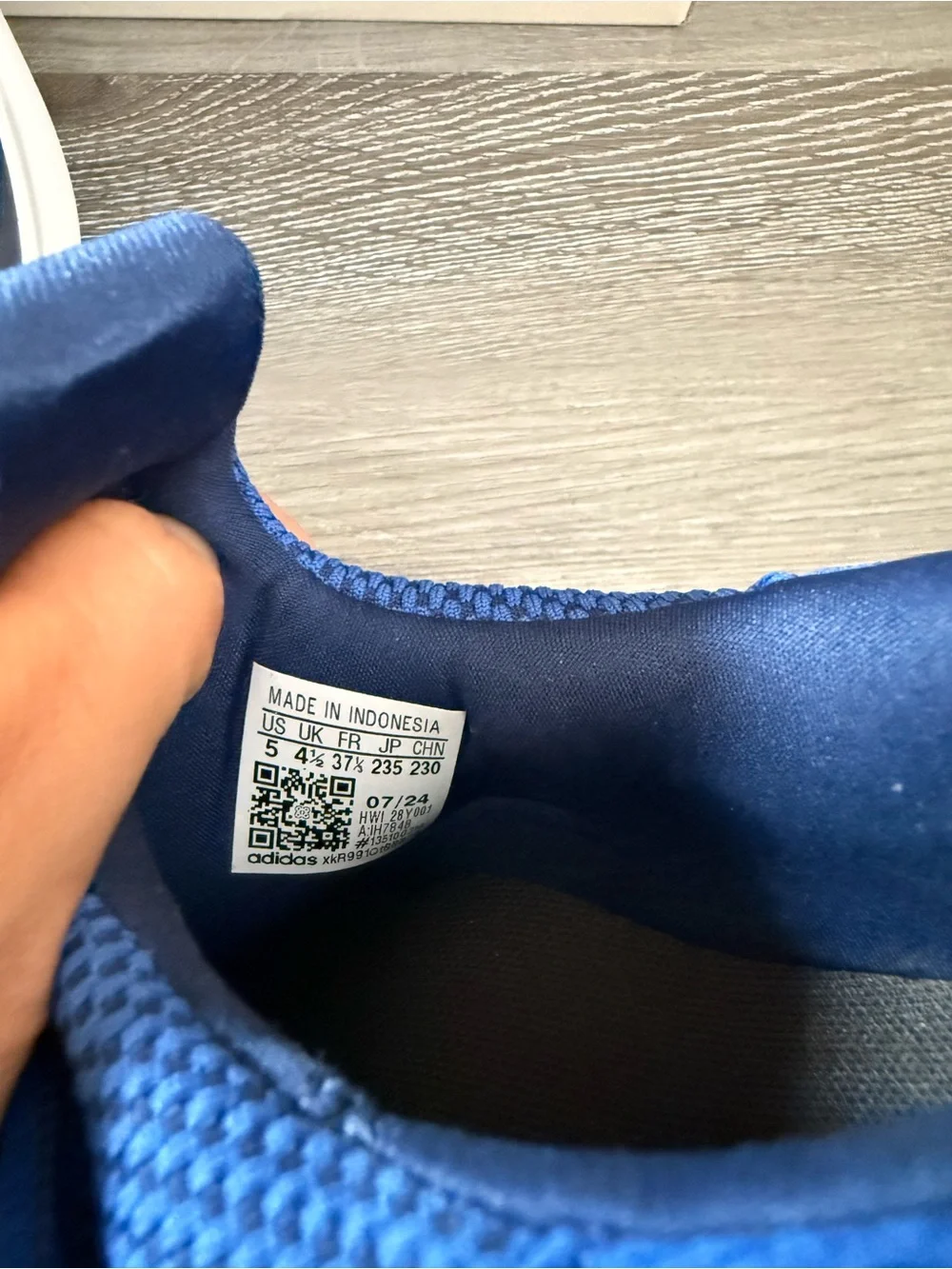 adidas breathable blue