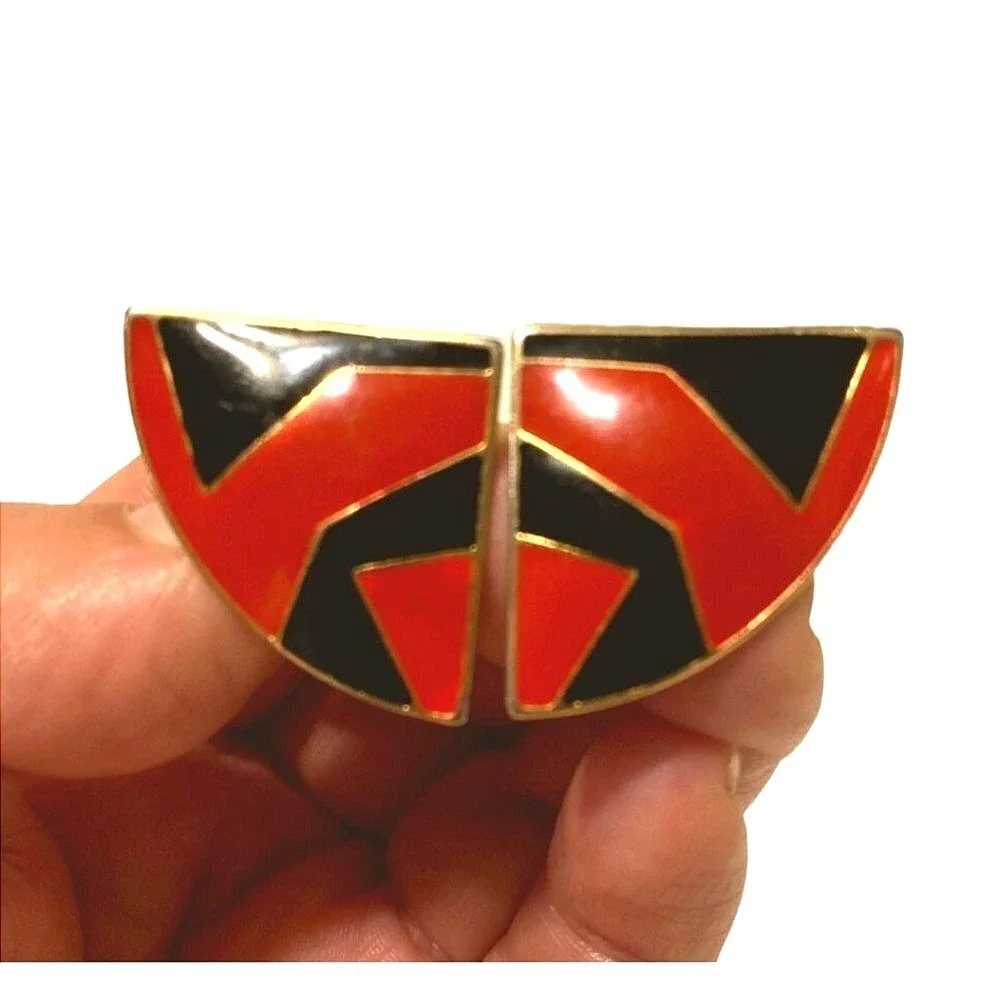 Vintage inspired black enamel