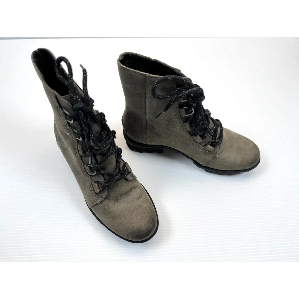 Sorel Phoenix Short Lace Boots ‎ Women 7.5 EUC Leather Waterproof Quarry Comfort