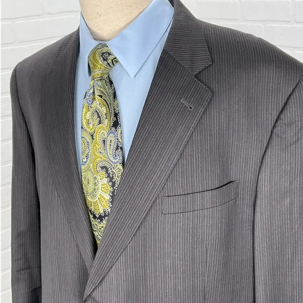 Jos A Bank Blazer Men 46R Charcoal Gray White Pinstripe‎ Signature Gold Jacket