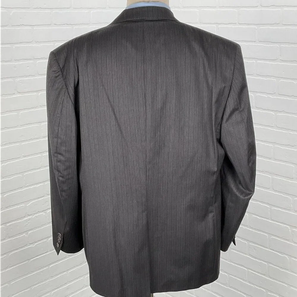 Jos A Bank Blazer Men 46R Charcoal Gray White Pinstripe‎ Signature Gold Jacket