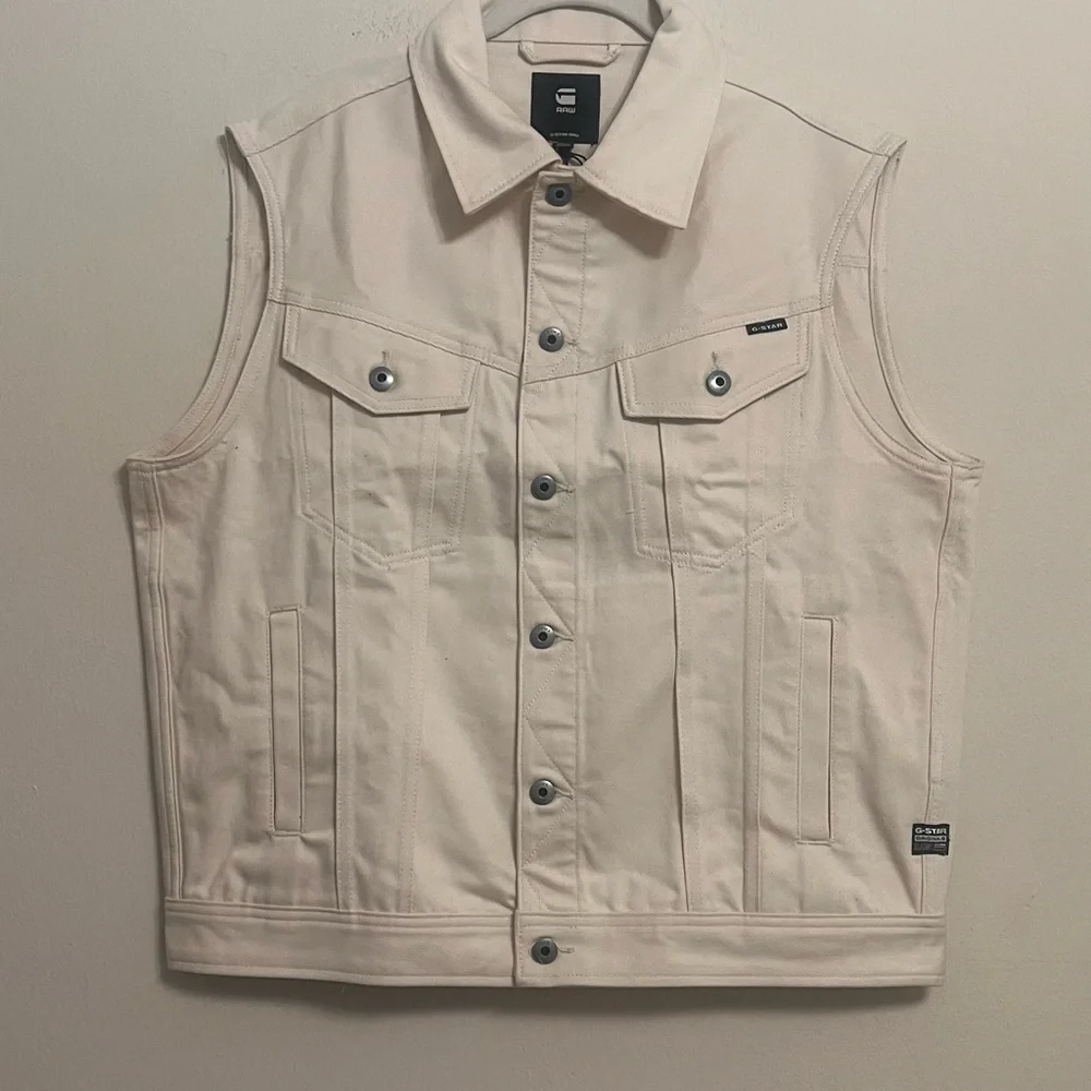 G-Star off white