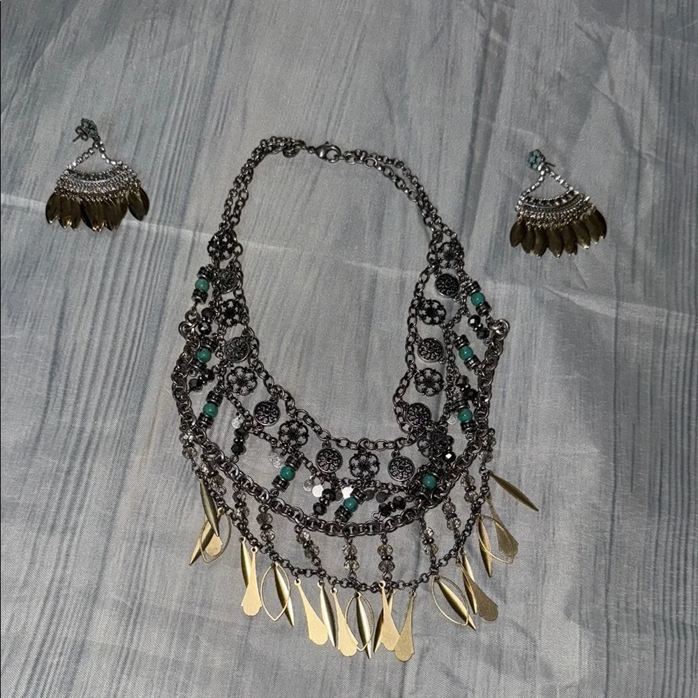 Express Gold and Silver Statement Necklace, OS