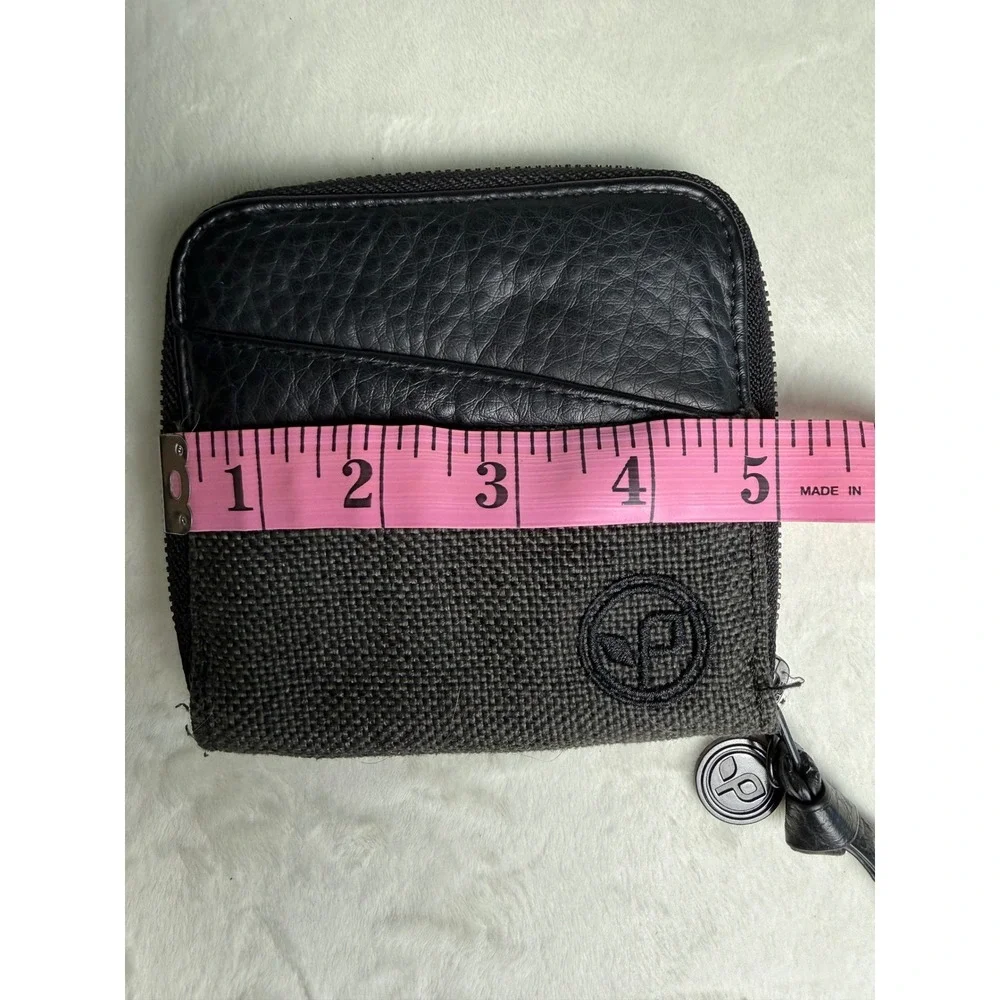 pistil print leather