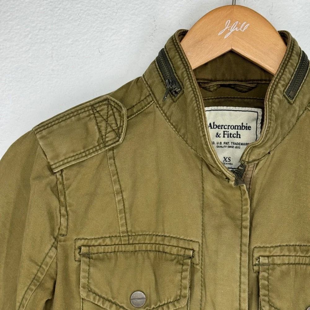 Abercrombie & Fitch utility outerwear