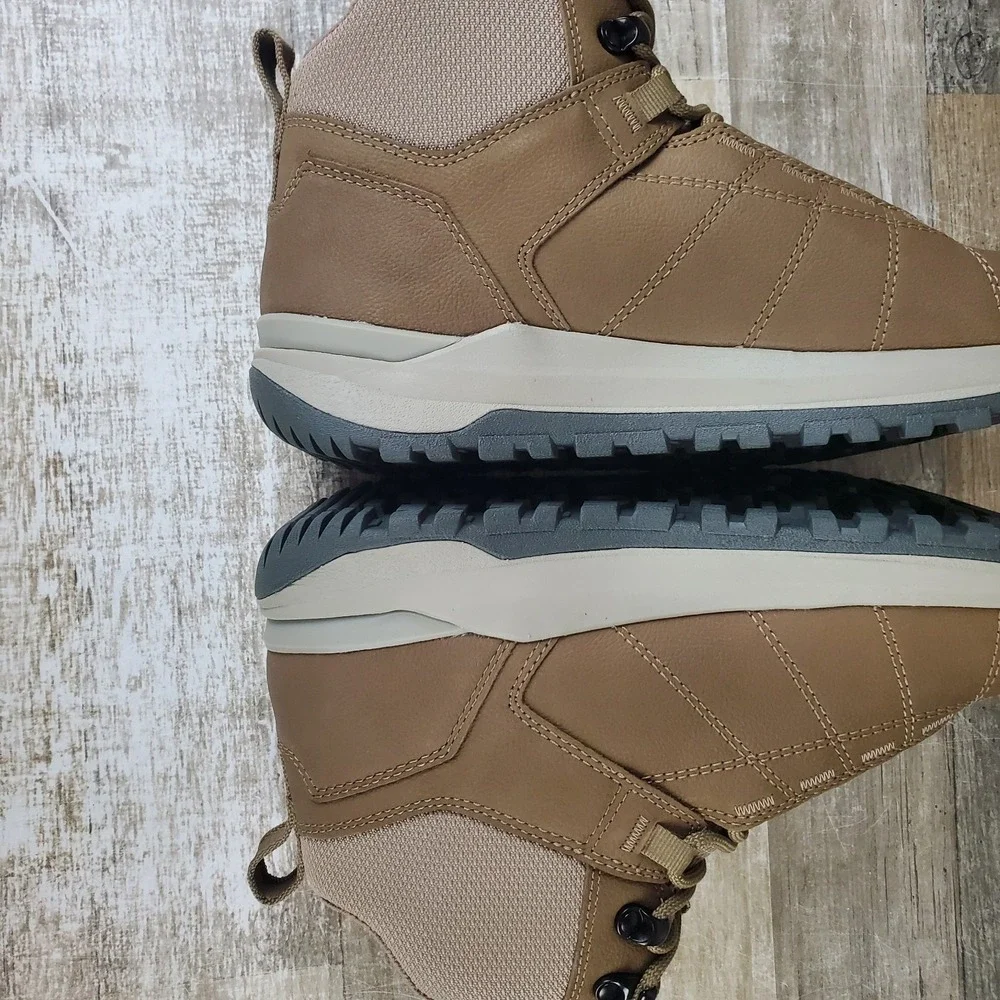 Oboz Footwear new without