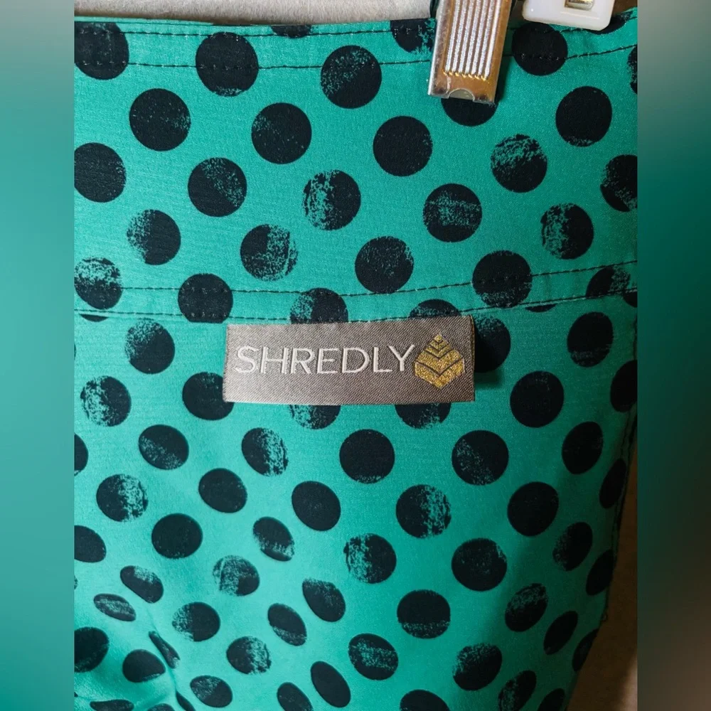 Shredly stylish women’s
