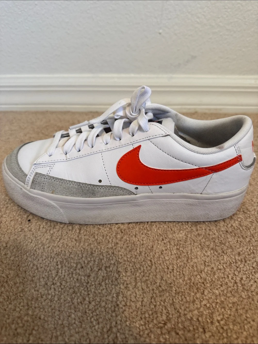 Nike classic low