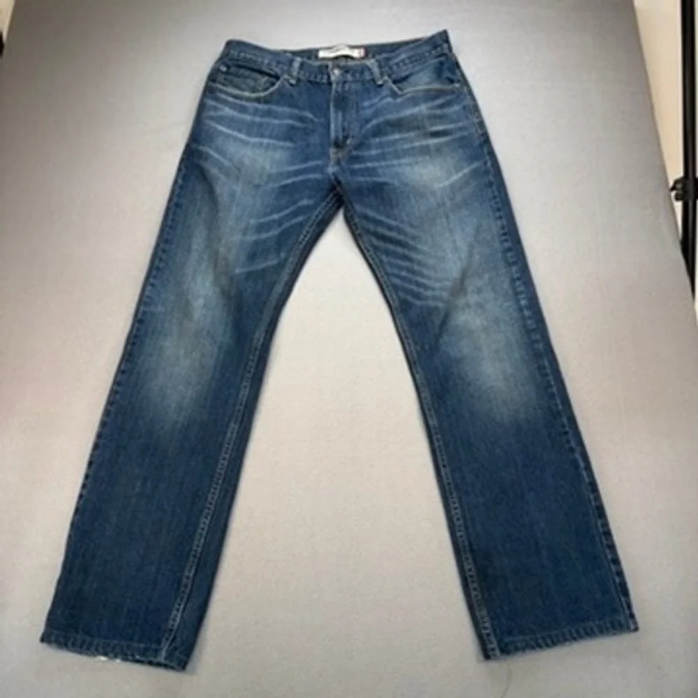 Levis levis 505