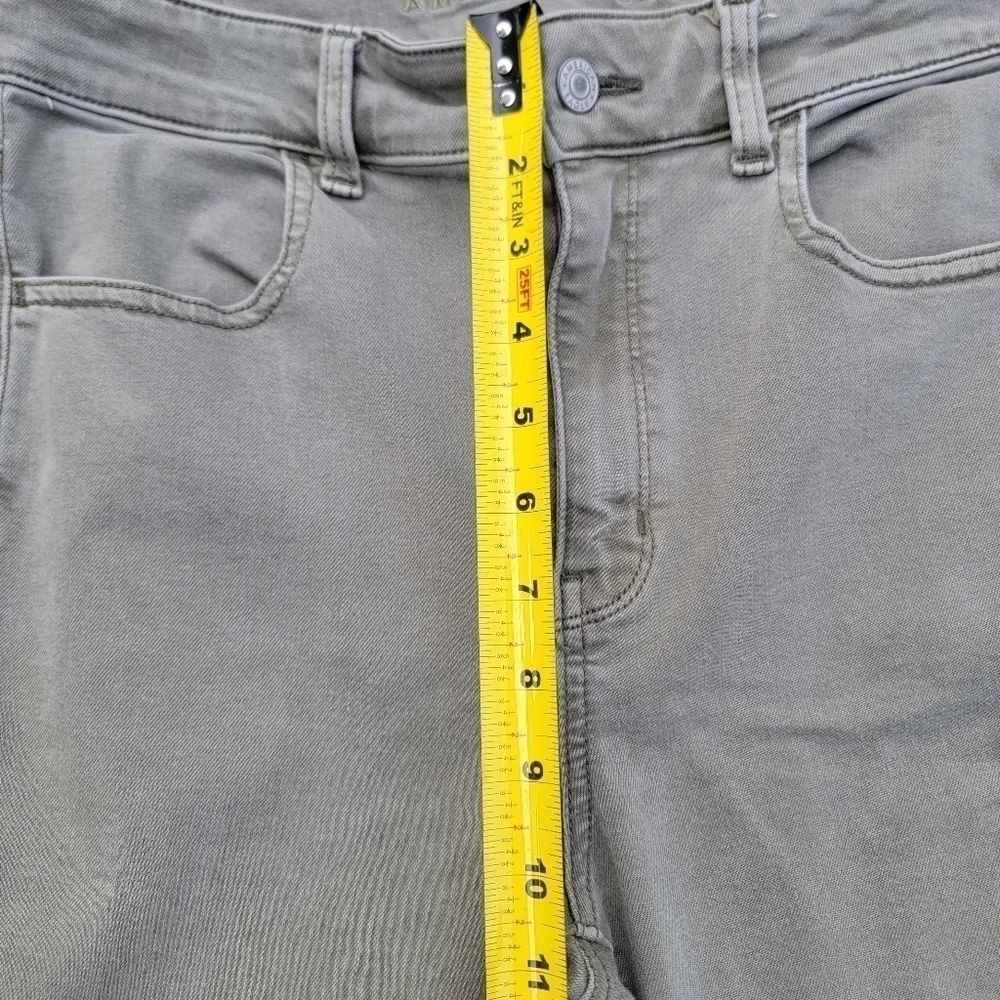 American Eagle Outfitters excellent great