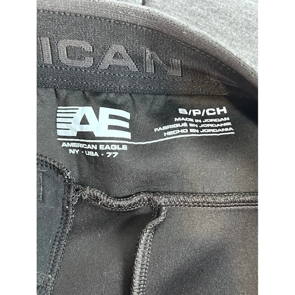 American Eagle Outfitters waist 29