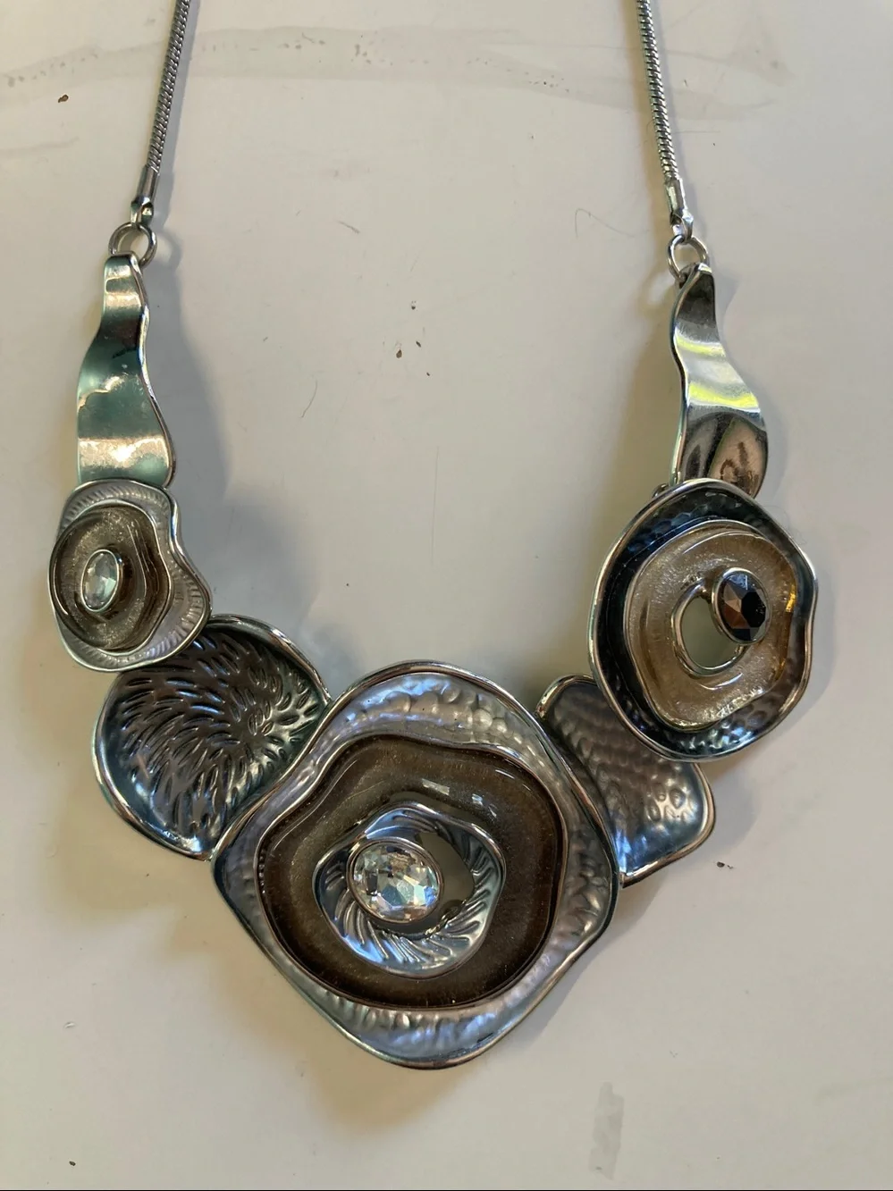 Fashion Statement Necklace in Silver Tone Metal Unbranded