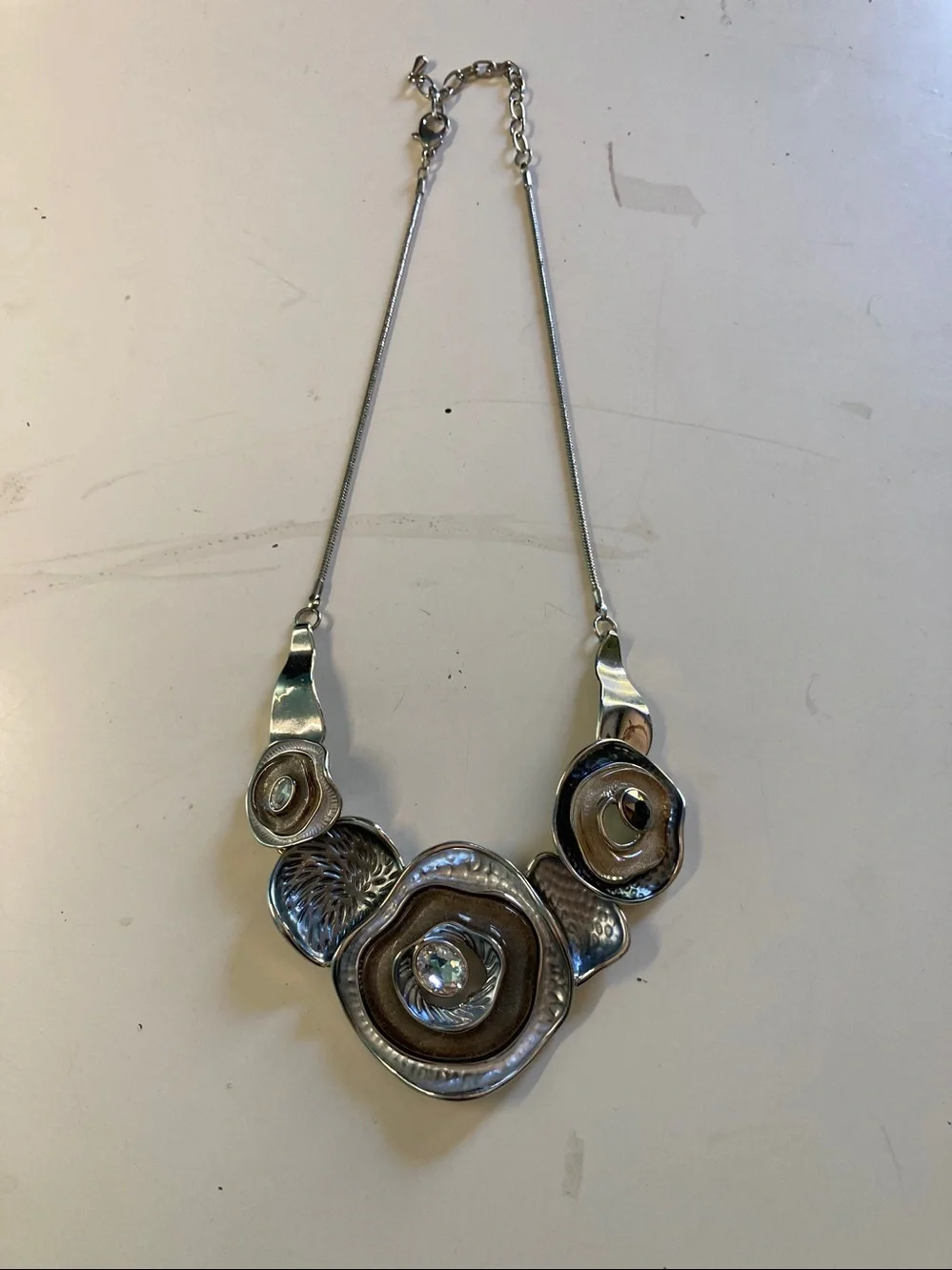 Fashion Statement Necklace in Silver Tone Metal Unbranded