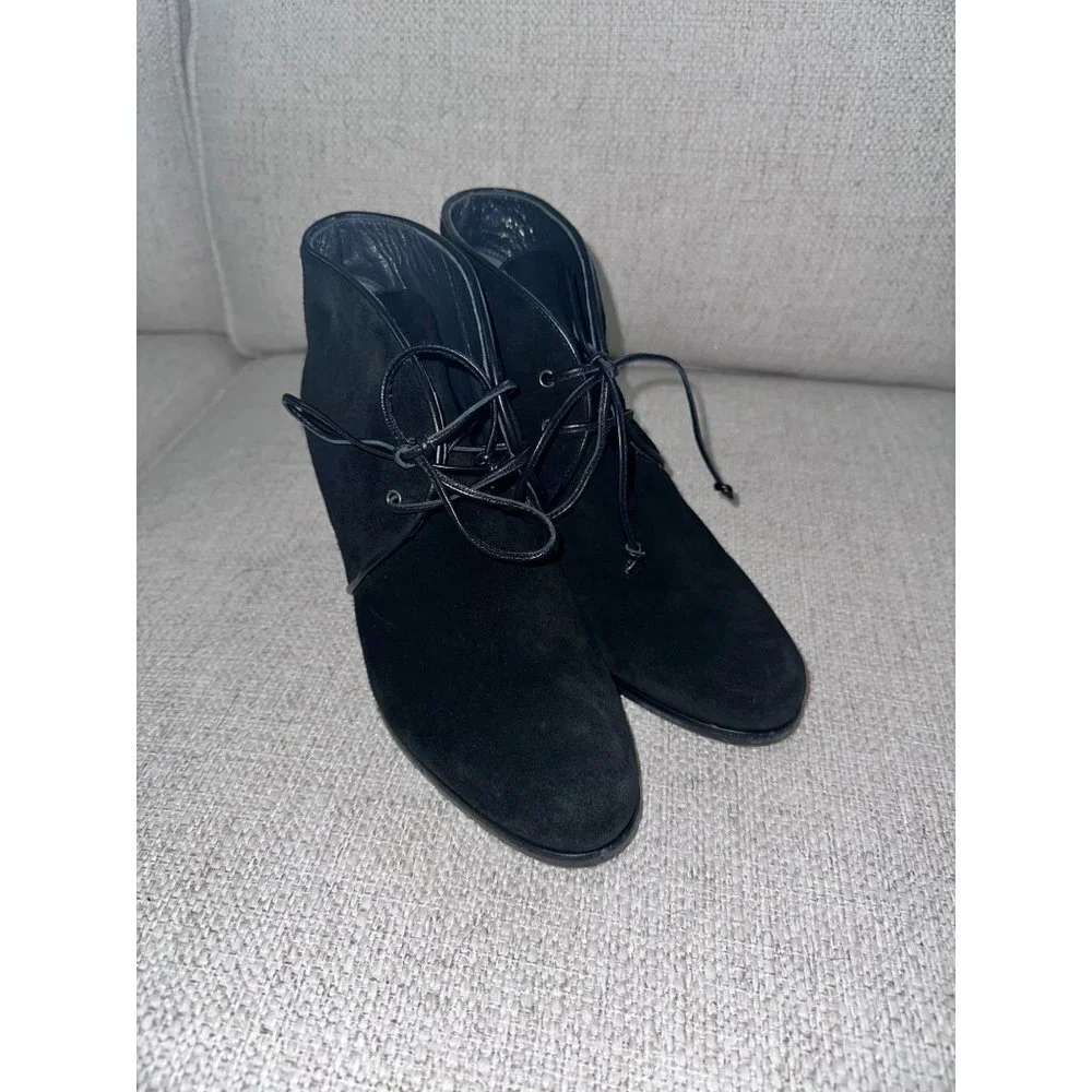 Stuart Weitzman stuart weitzman