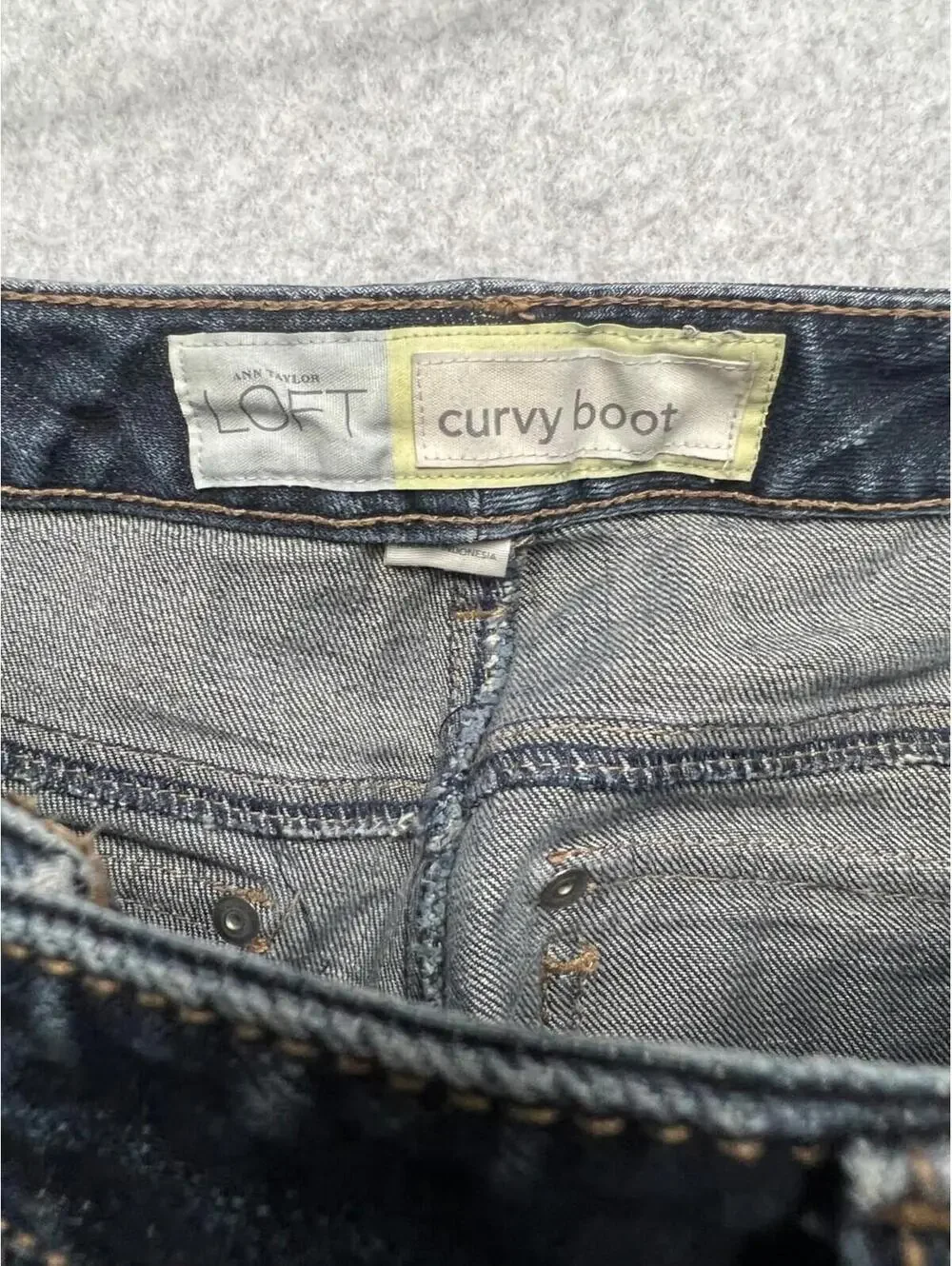 Y2K Ann Taylor Curvy Boot Cut Jeans Womens Size 8 Stretch Denim Low Rise