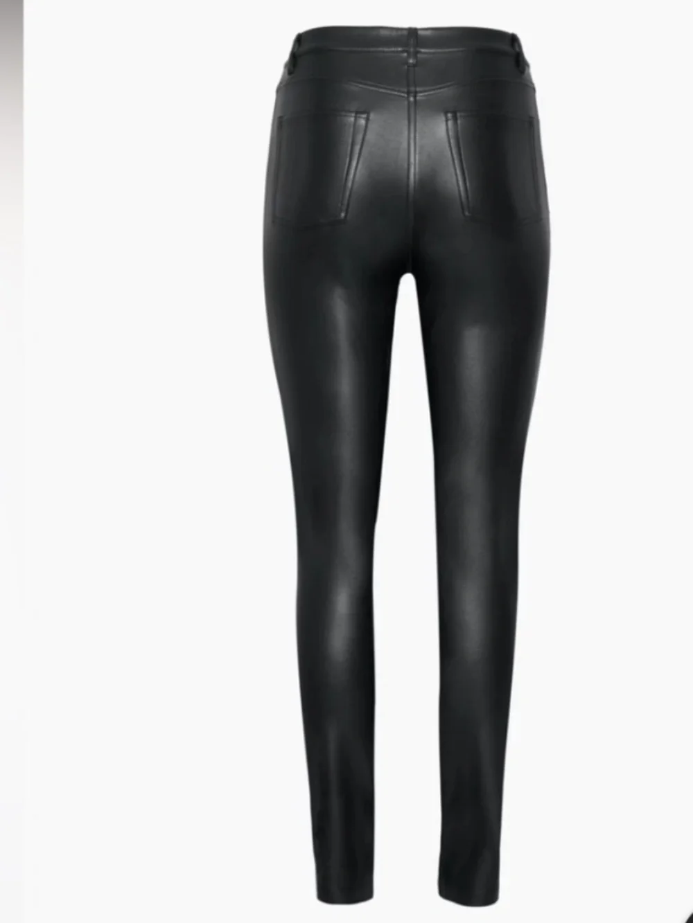 Aritzia new tags
