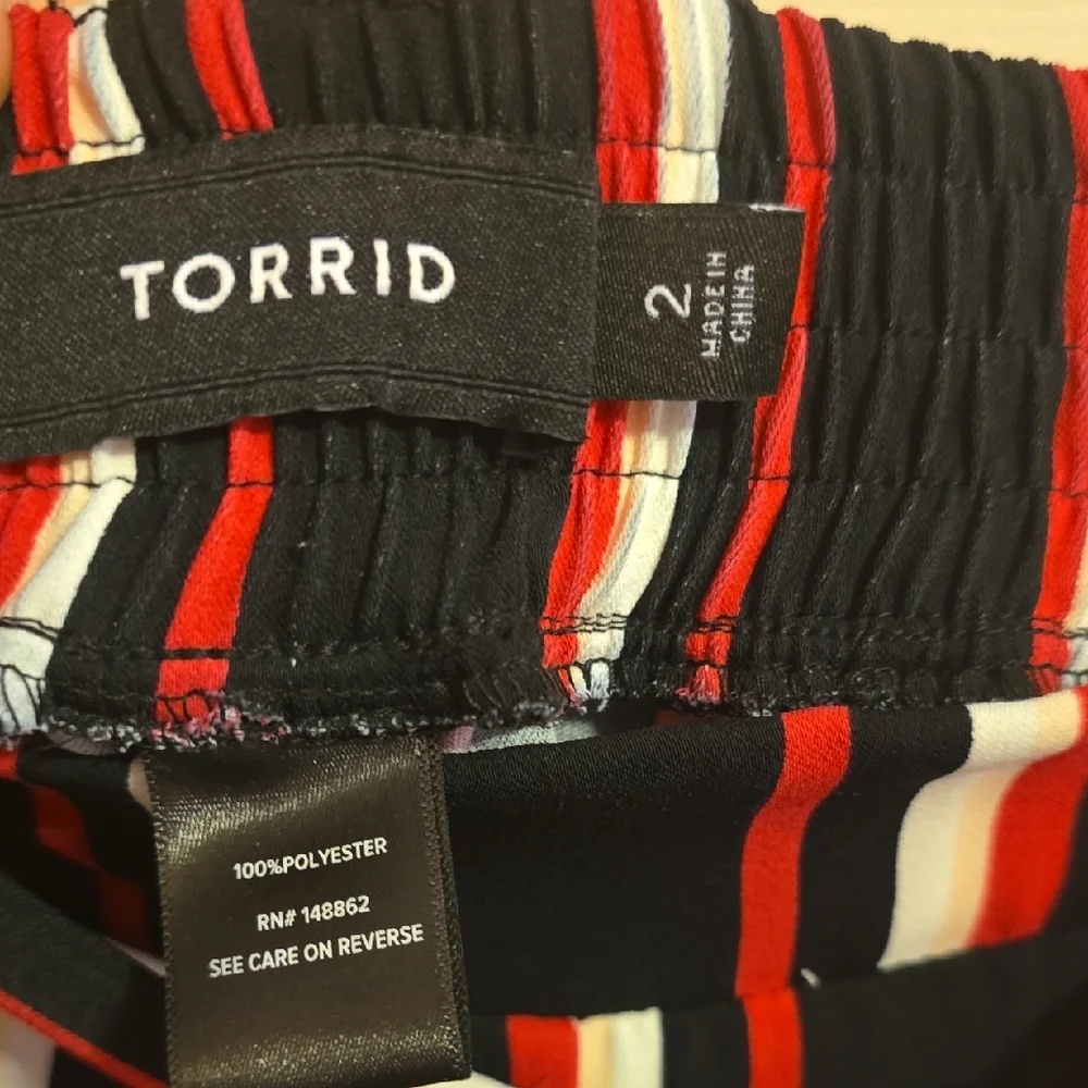 torrid vibrant wide