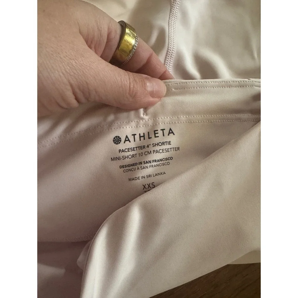 Athleta pacesetter shortie