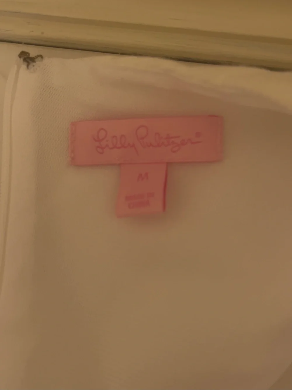 Lilly Pulitzer clean neck