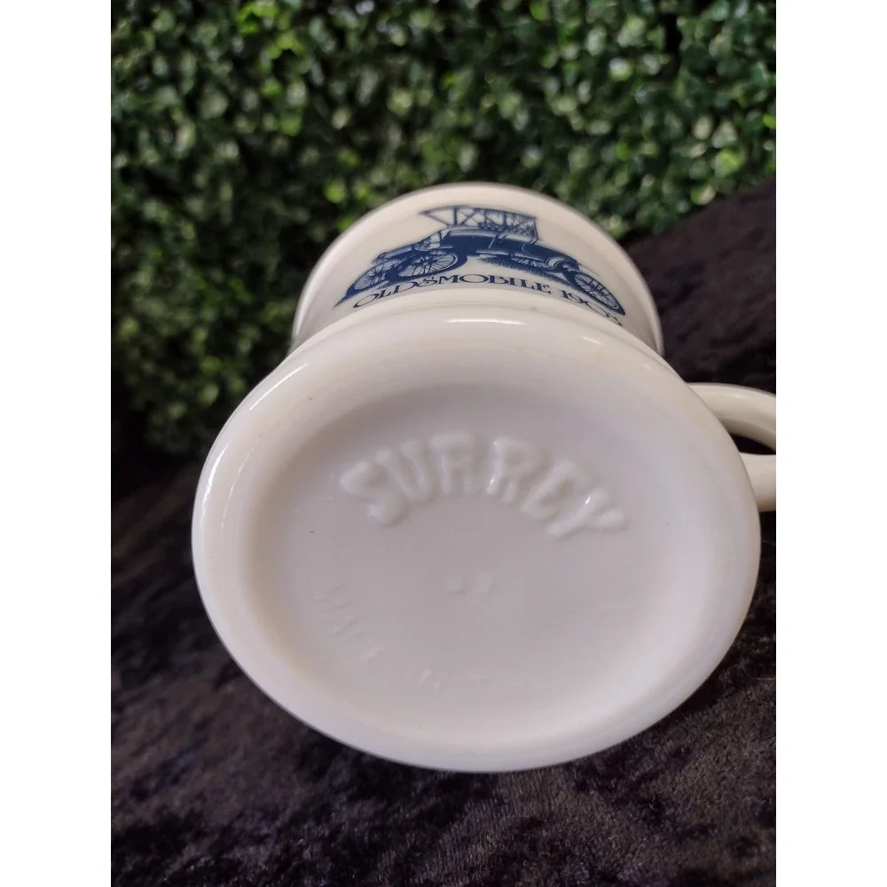 Surrey vintage milk
