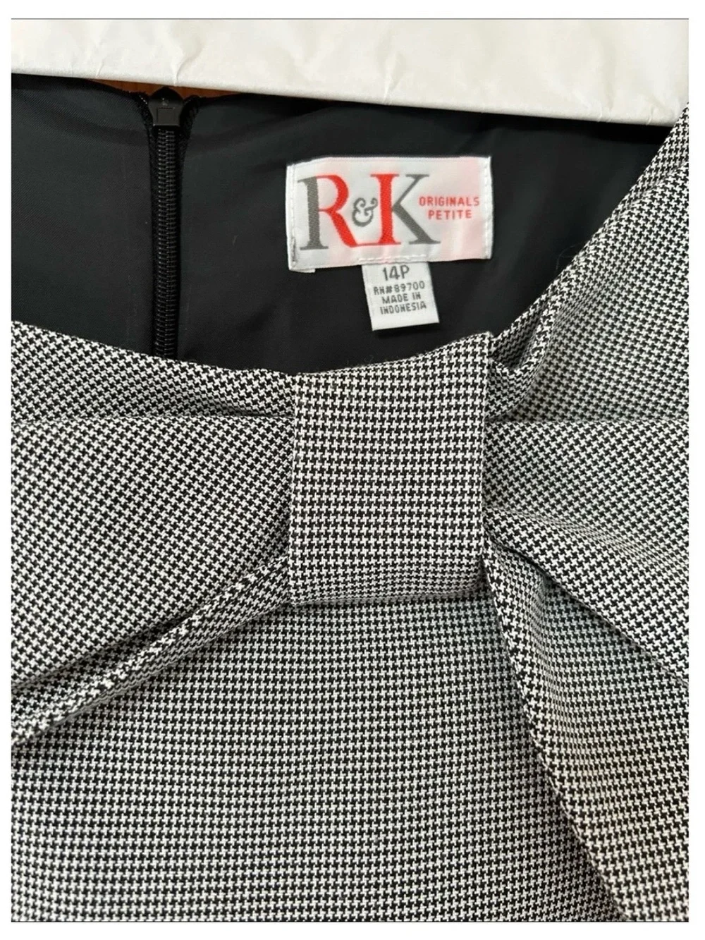 R & K Size 14P Gray Bow-Accent Cap Sleeve Sheath Dress