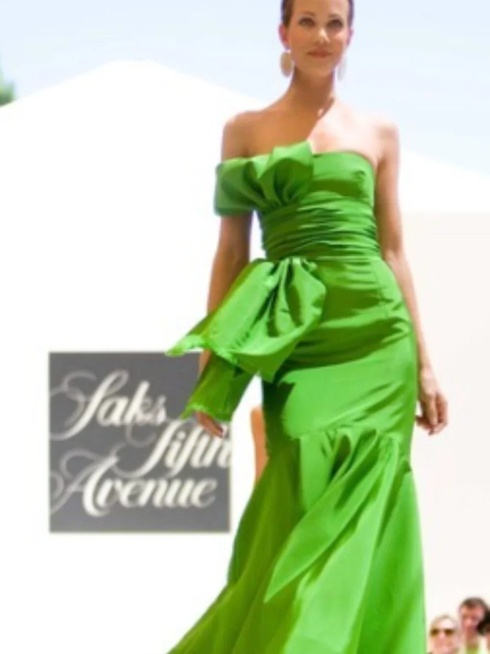 Oscar de la Renta - Green Formal Gown (Size 8 / Medium)
