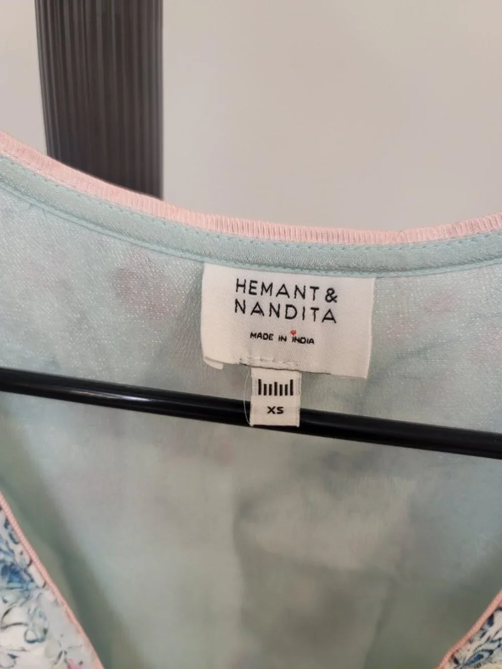 Hermant And Nandita title hemant