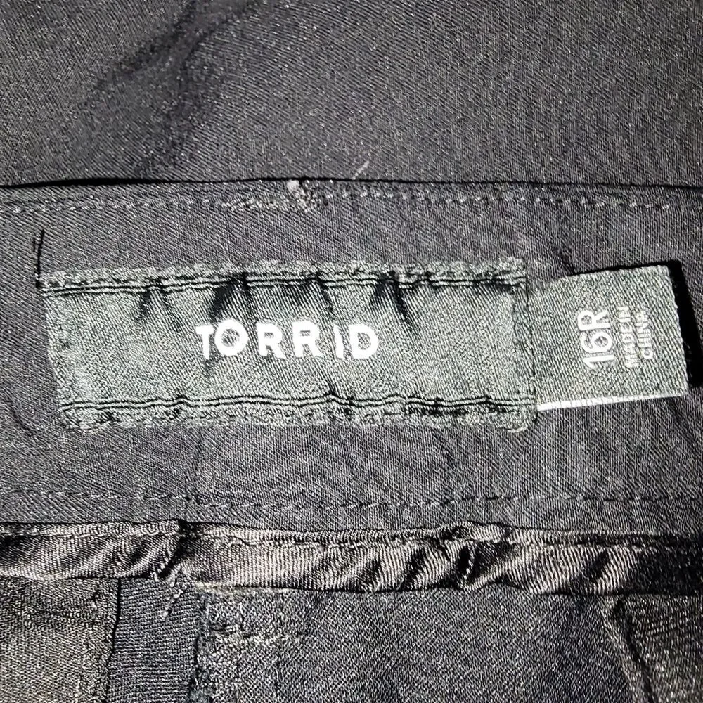 torrid excellent pre