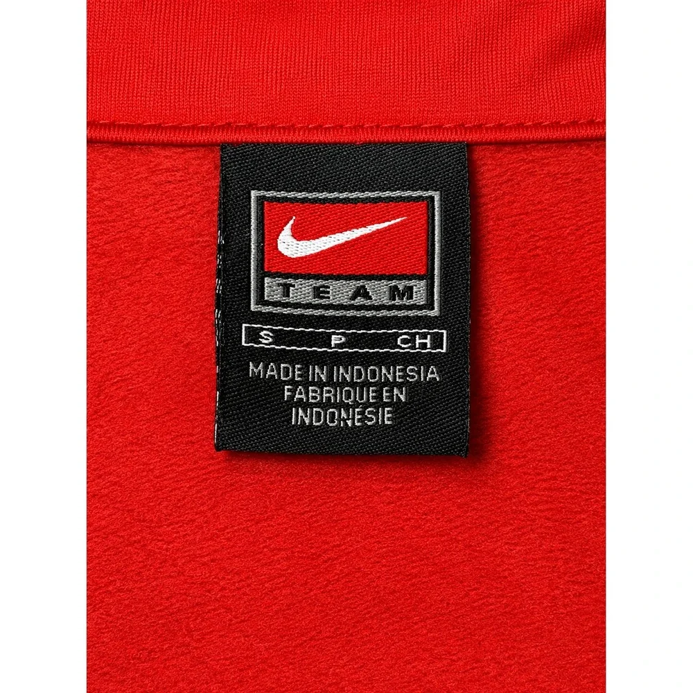 Nike vintage red