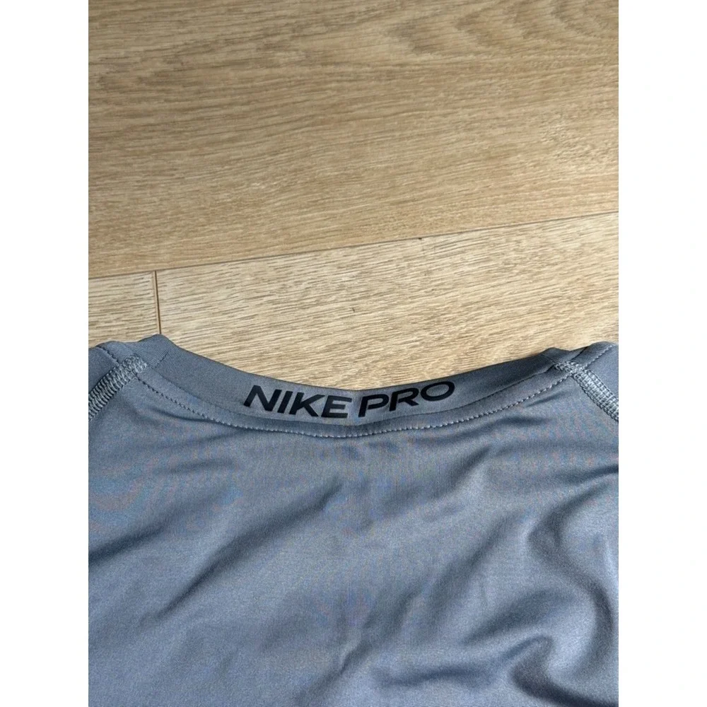 Nike spots front