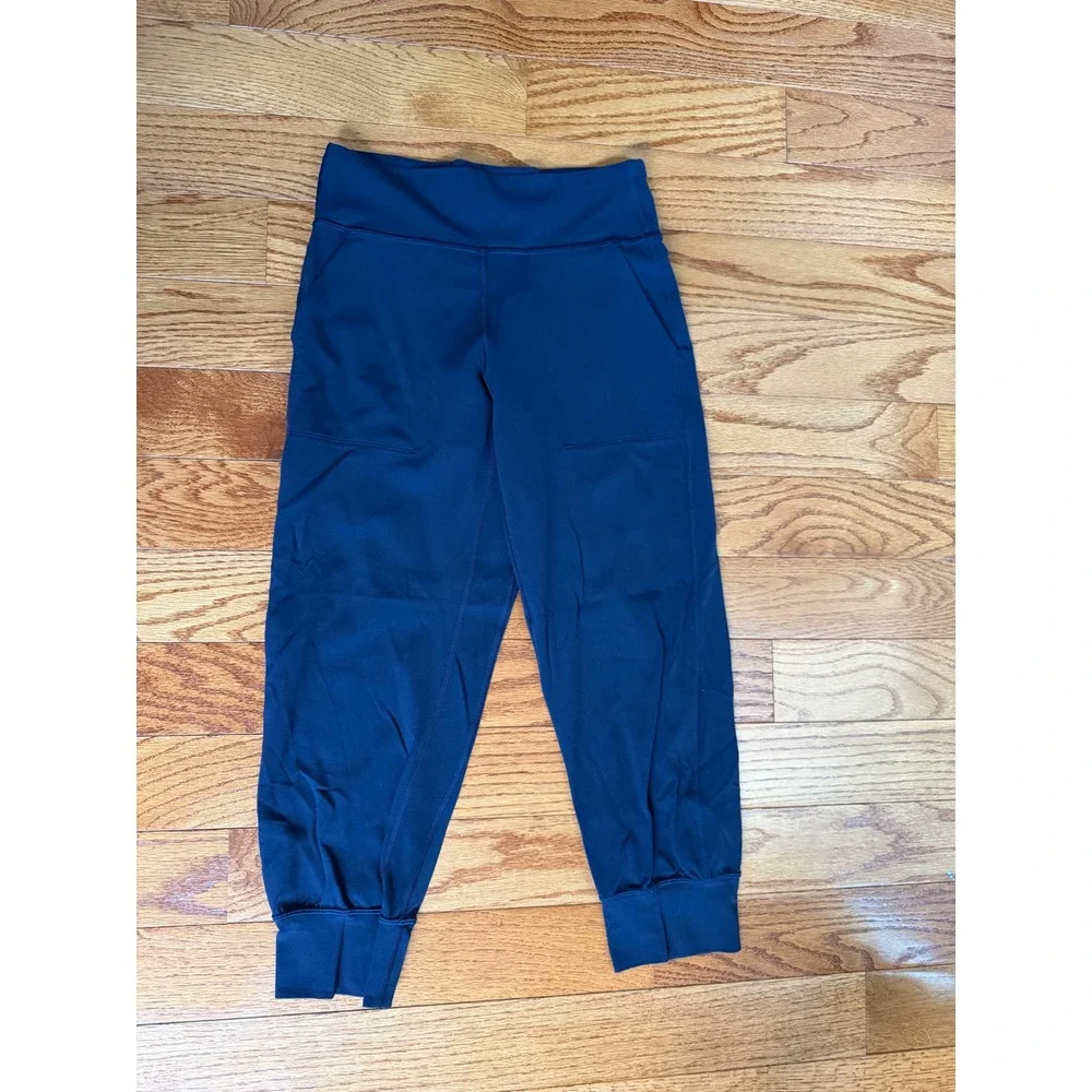 lululemon athletica focus your