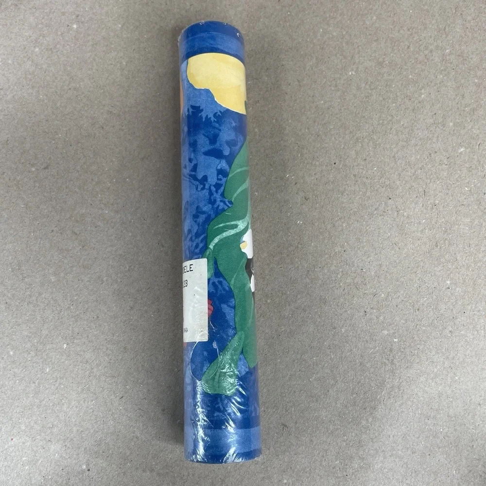 The Unbranded Brand yards roll