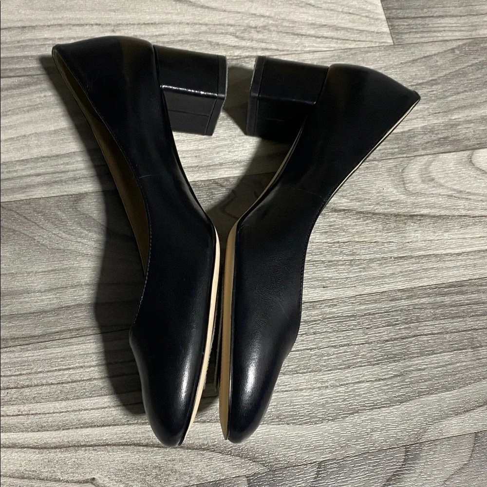 Cole Haan note very
