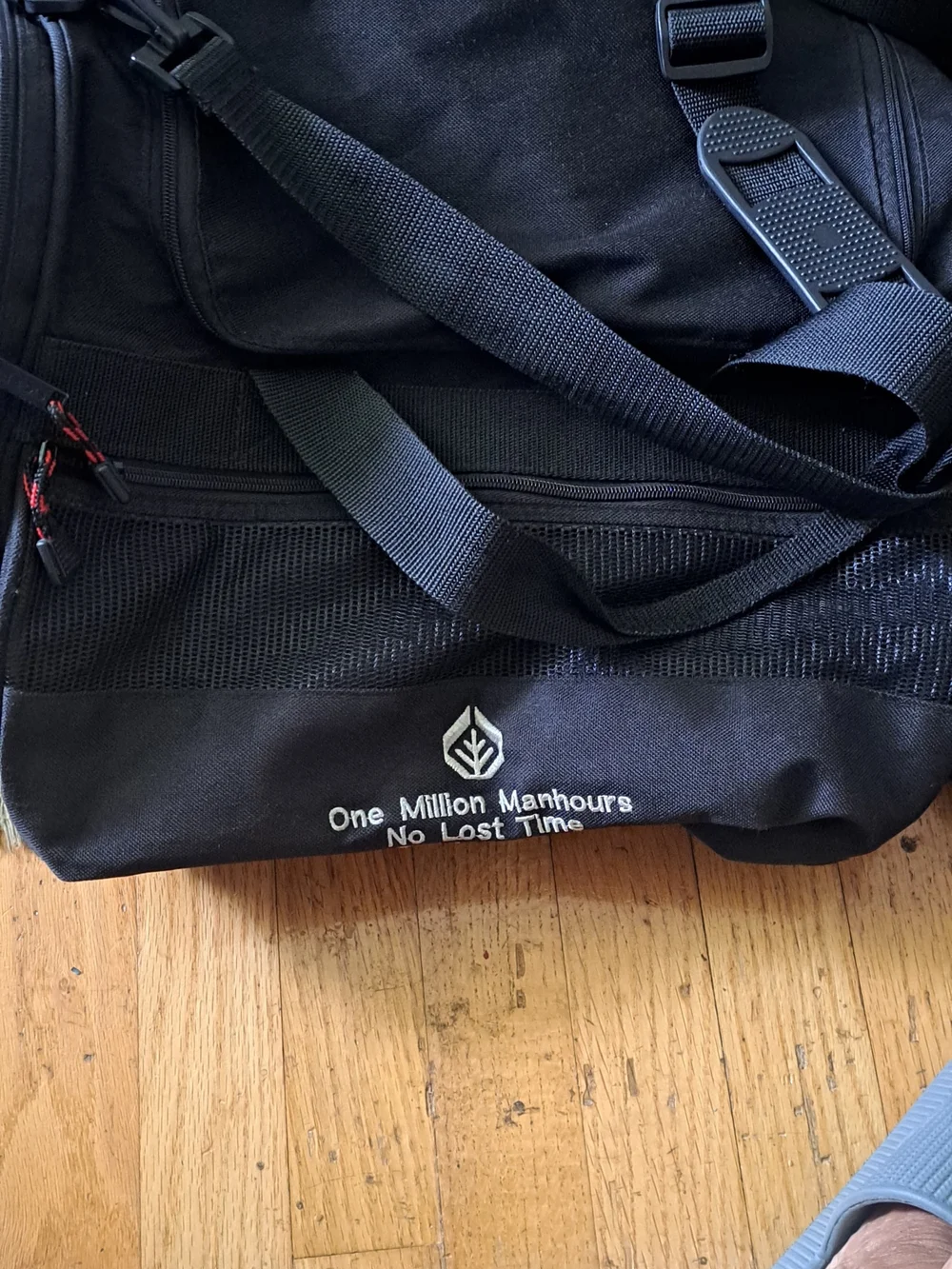 Black Men's Duffel Bag with Shoulder Strap