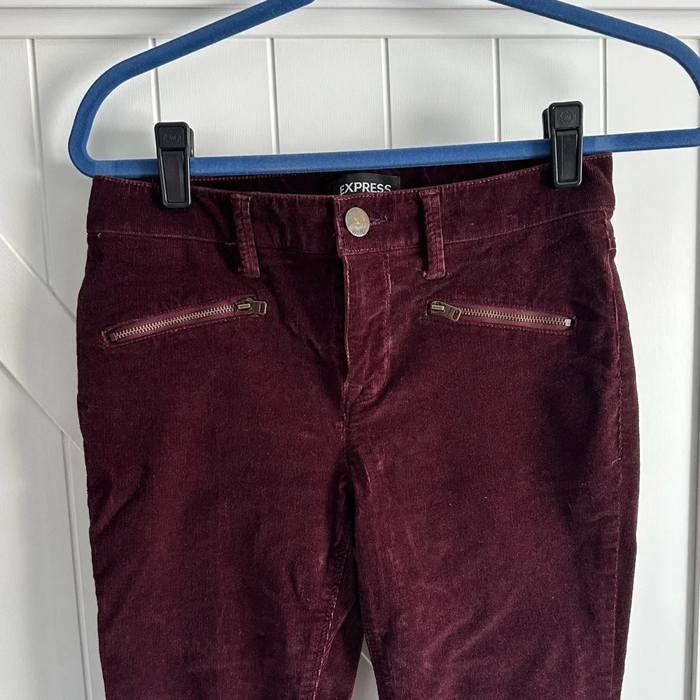 Express closet 	•	inseam