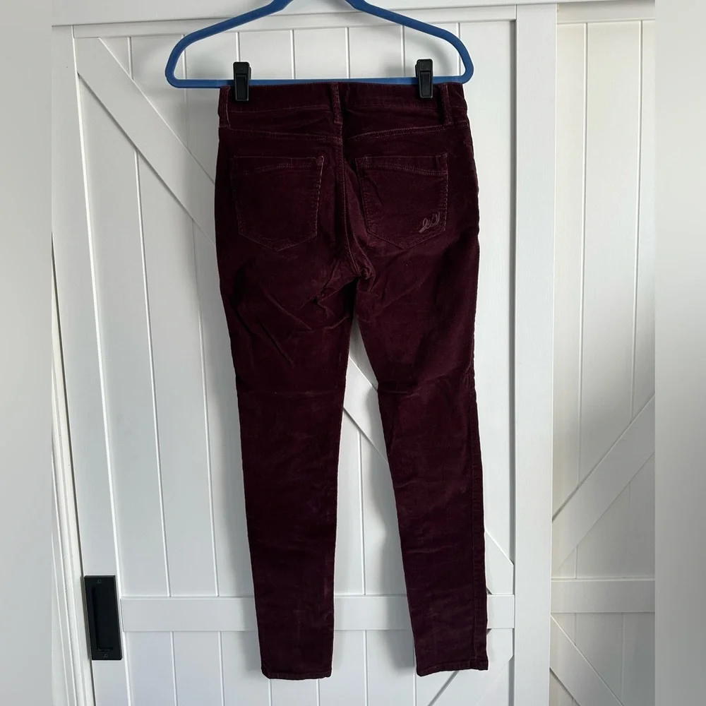 Express pockets sleek