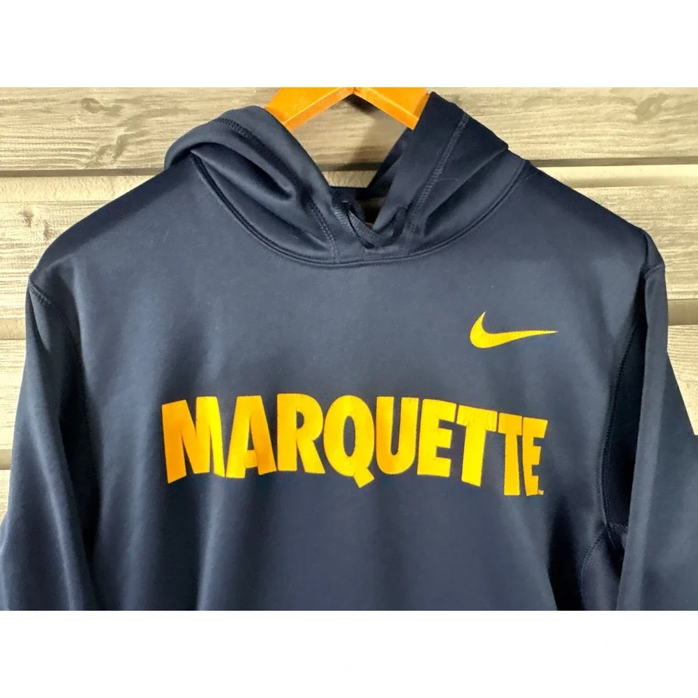 Nike therma fit