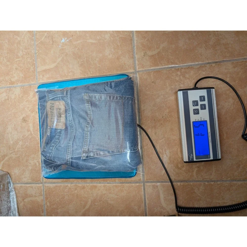 Denizen from Levis product pair