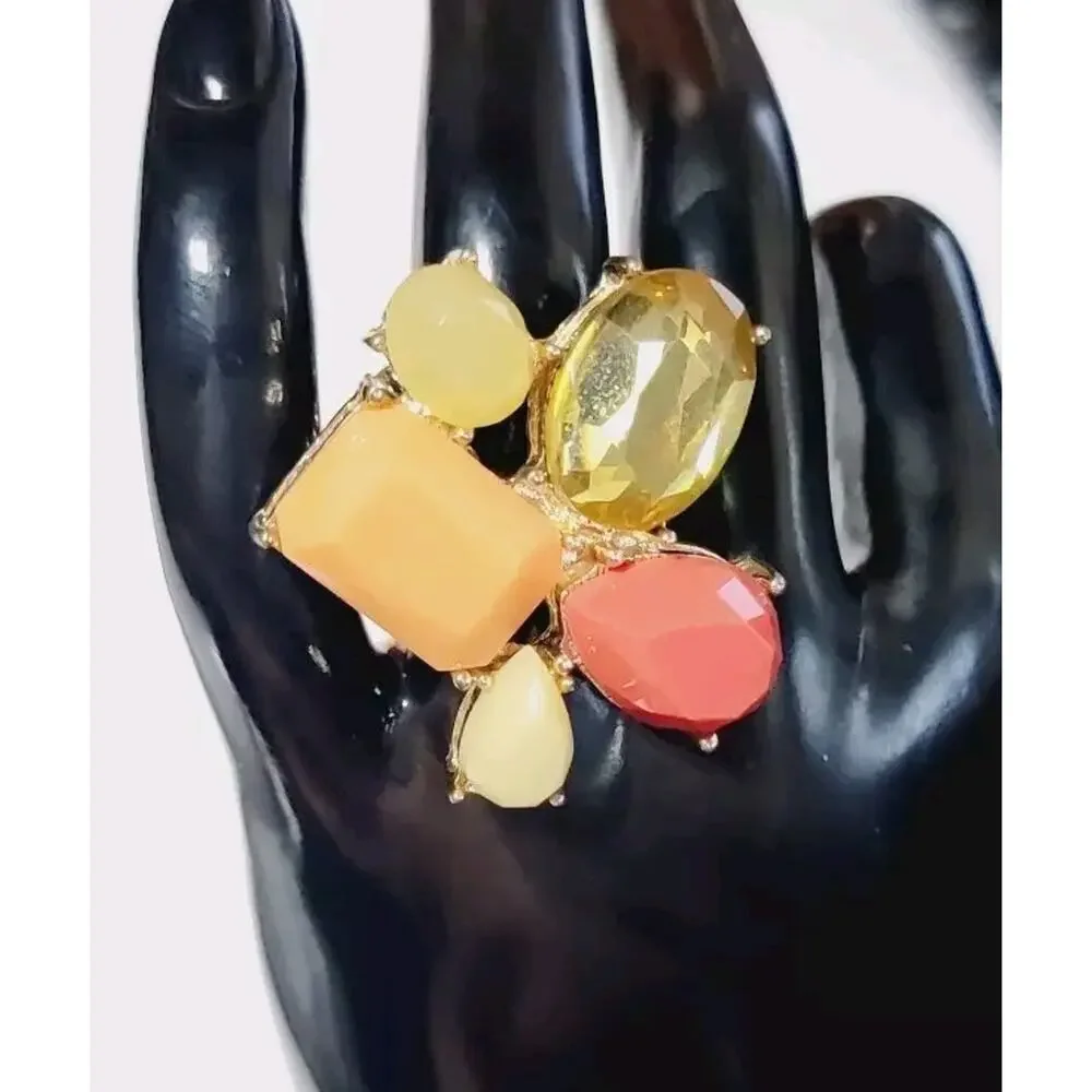 Colorful Lucite Sretch Ring Fashion‎ Orange, Red, Yellow, Gold-tone r-12