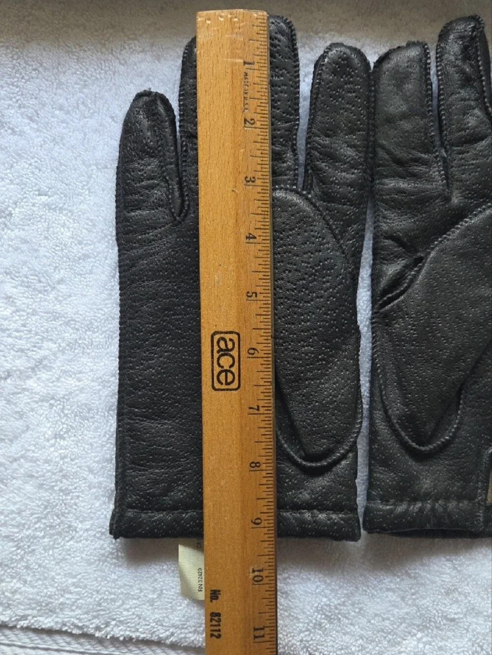 isotoner smooth black