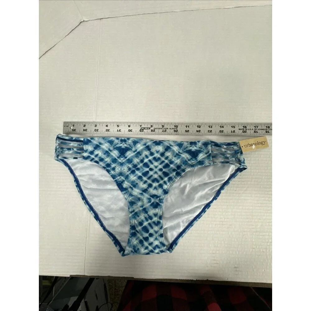 Urbanology spandex beach