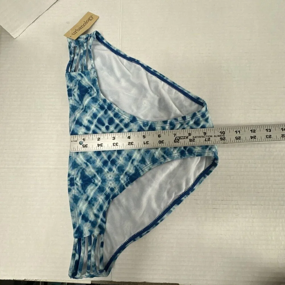 Urbanology strappy pool white