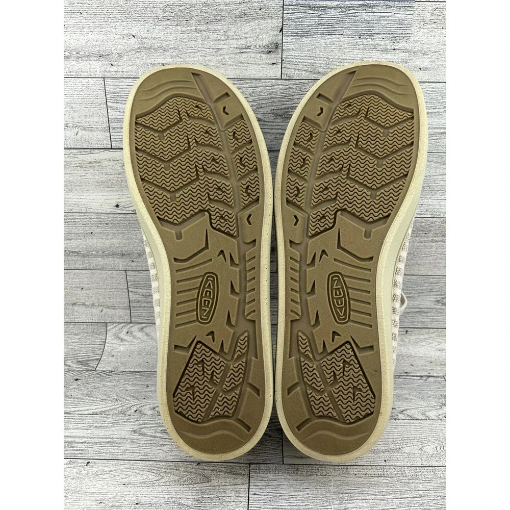 Keen style strolls outings