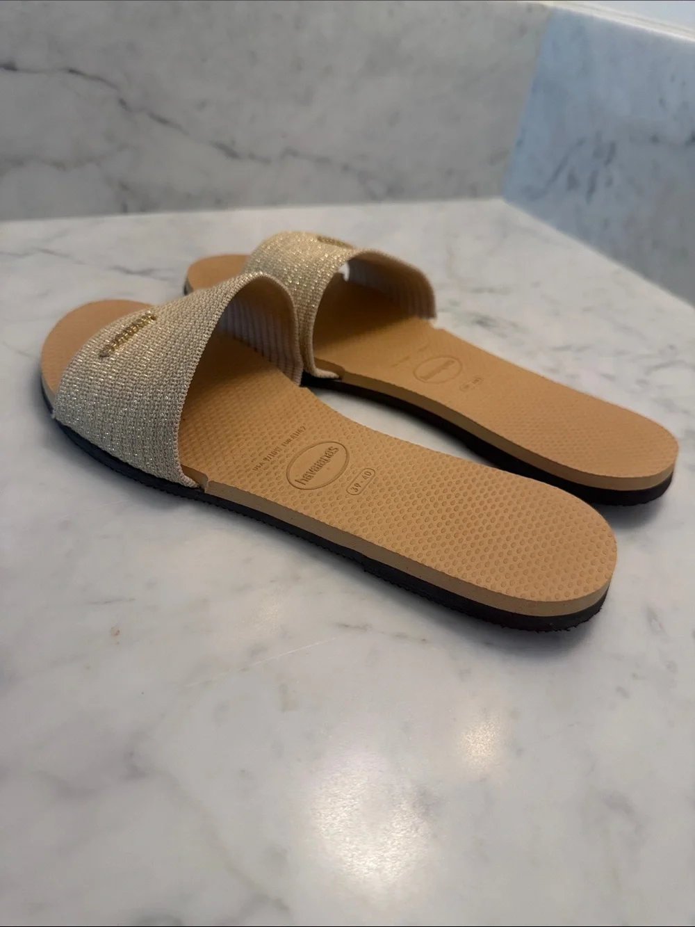 Havaianas classic slides